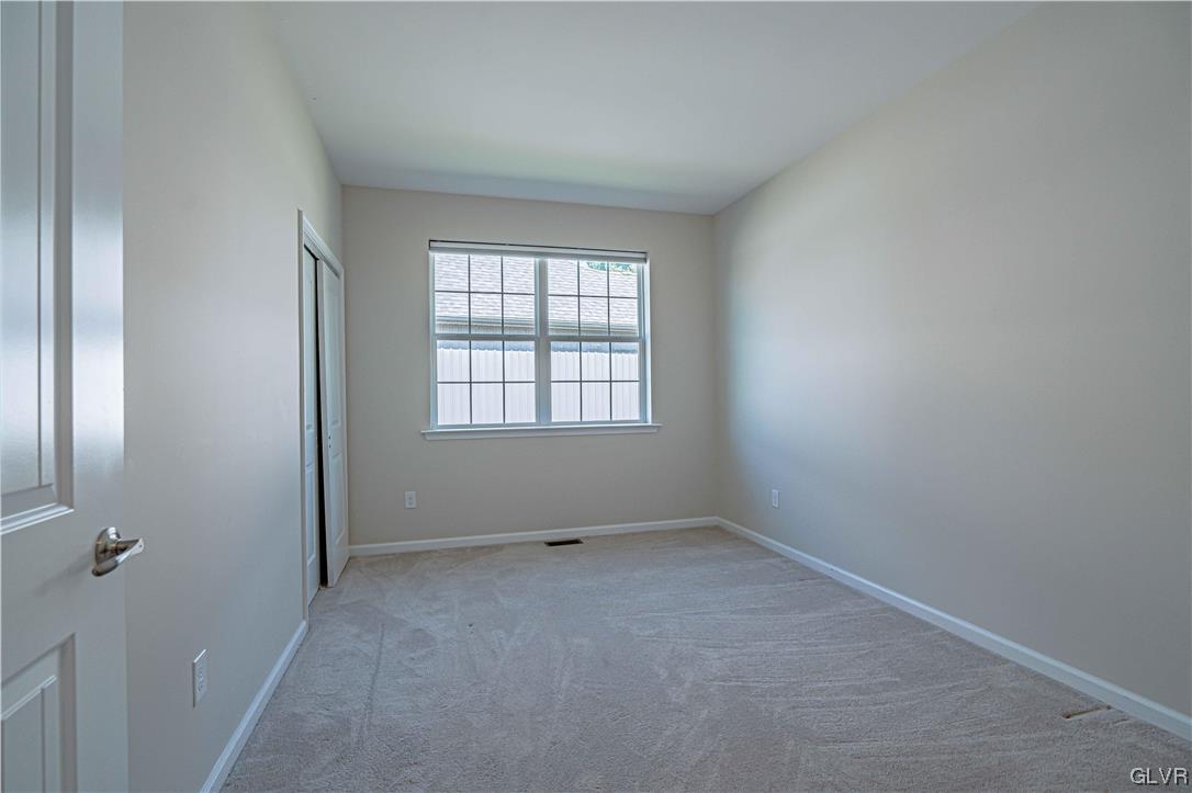 4088 Clearbrook Road Emmaus, PA 18049 - Photo 8 of 40