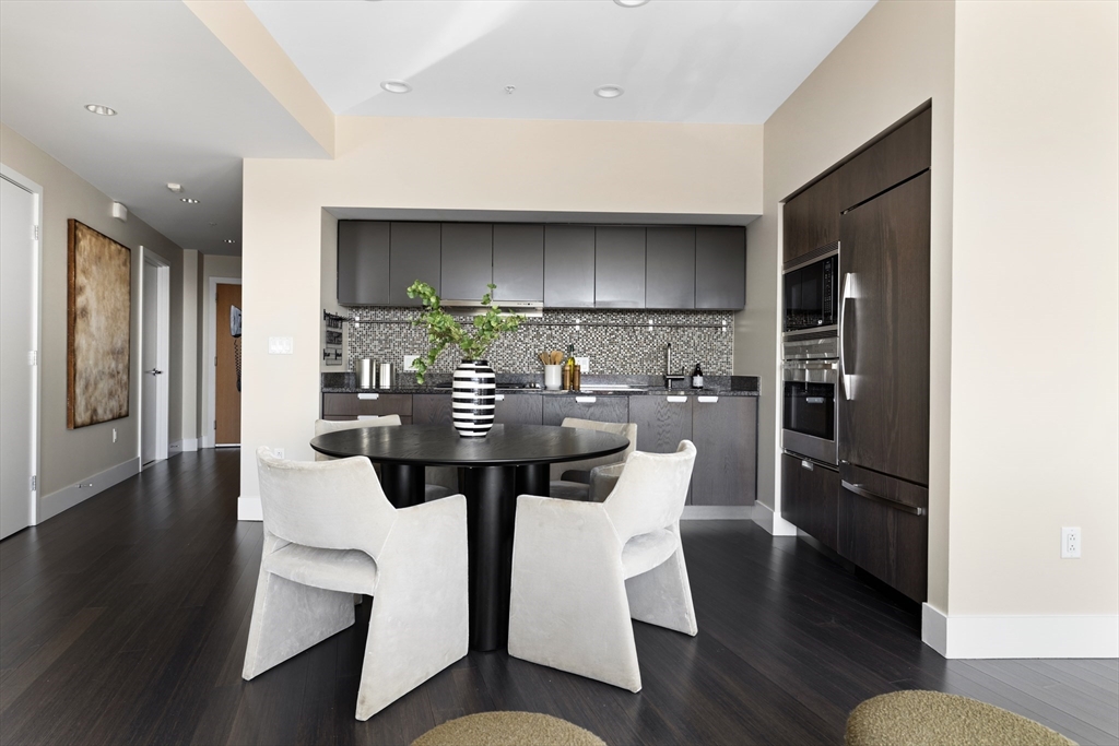 110 Stuart Street, Unit 18H Boston, MA 02116 - Photo 13 of 27