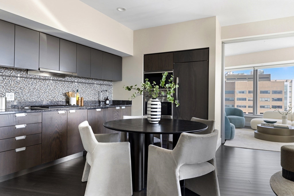110 Stuart Street, Unit 18H Boston, MA 02116 - Photo 5 of 27