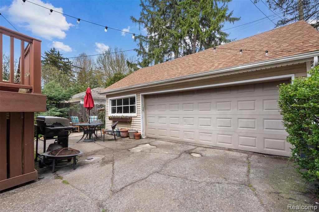 414 Cloverly Road Grosse Pointe Farms, MI 48236 - Photo 47 of 60