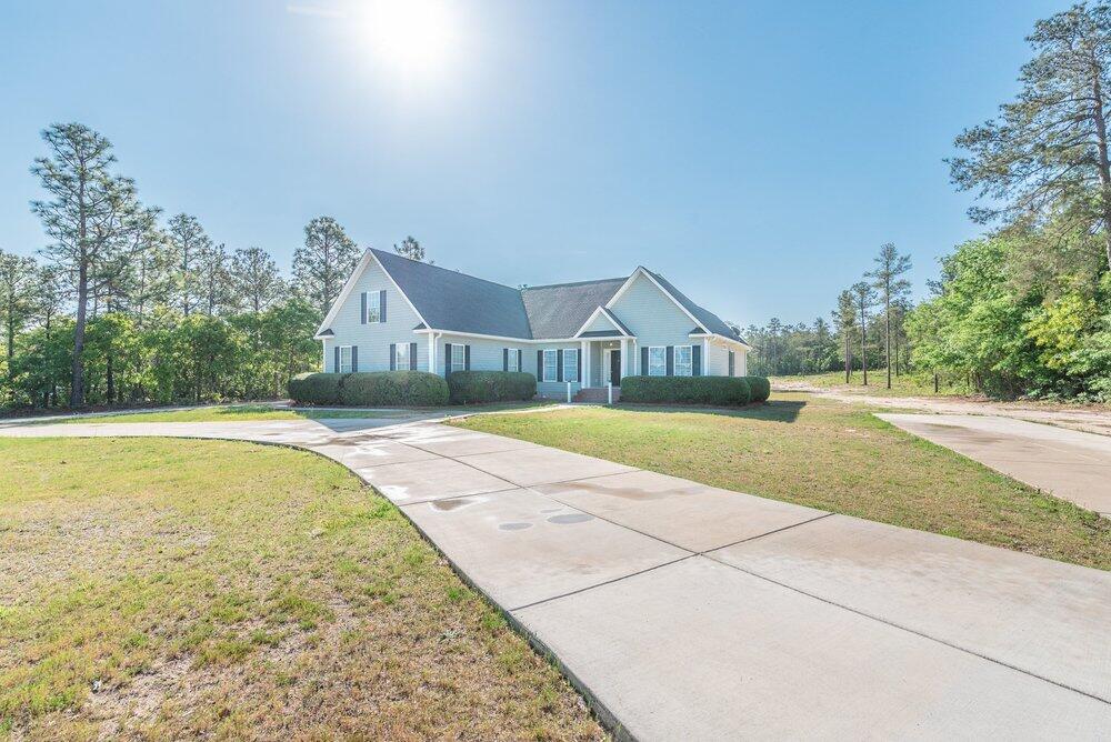 964 R&B Way Aiken, SC 29801 - Photo 1 of 60 964_rb_way_006