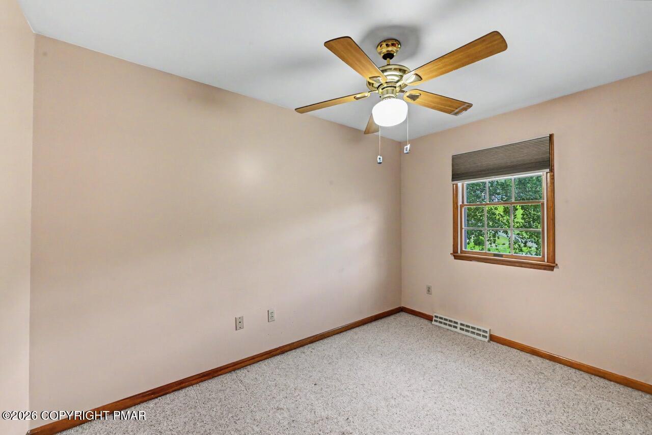 2134 Fox Run Road Stroudsburg, PA 18360 - Photo 64 of 110 2134 Fox Run photo 64
