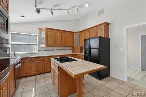 $439,900 | 2711 Spotted Horse Trail, St. Clair, MO 63077