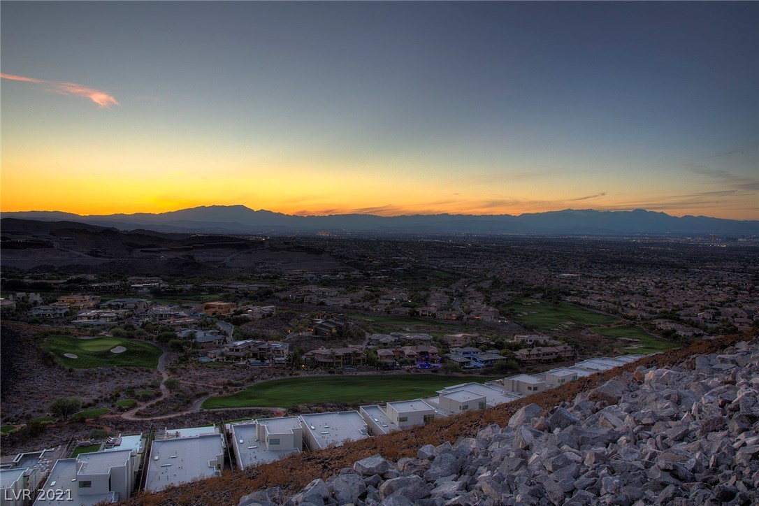 547 Cityview Ridge Drive Henderson, NV 89012 - Photo 2 of 22