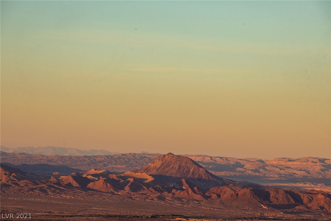 547 Cityview Ridge Drive Henderson, NV 89012 - Photo 3 of 22