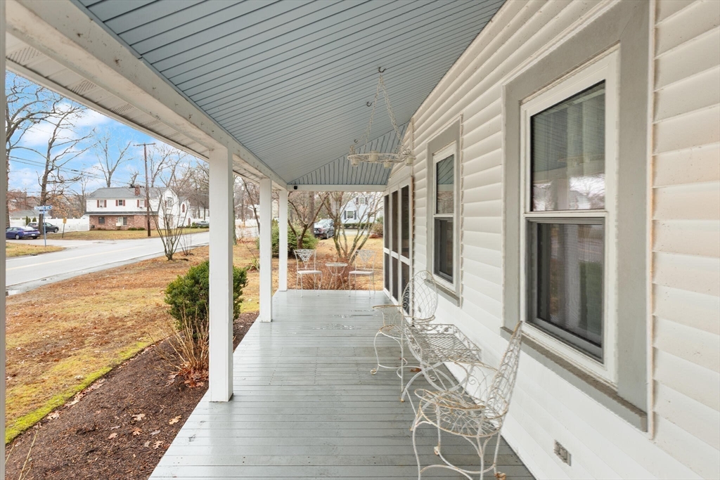 49 Chestnut Street Foxboro, MA 02035 - Photo 34 of 40