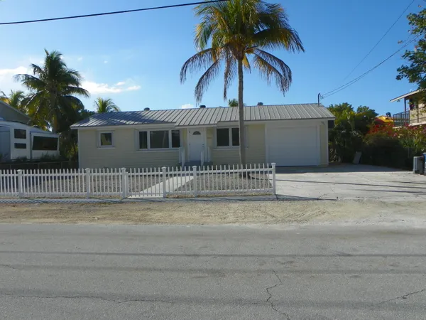 $899,000 | 29544 Independence Avenue, Big Pine Key, FL 33043