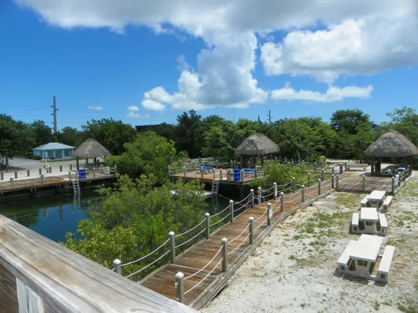 $899,000 | 29544 Independence Avenue, Big Pine Key, FL 33043