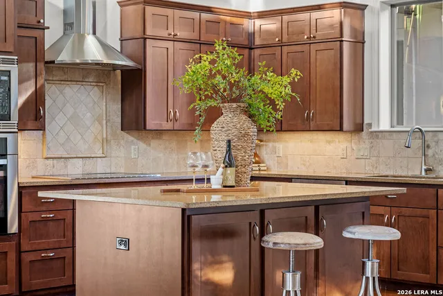 $799,000 | 744 Canna Lily Circle, Driftwood, TX 78619