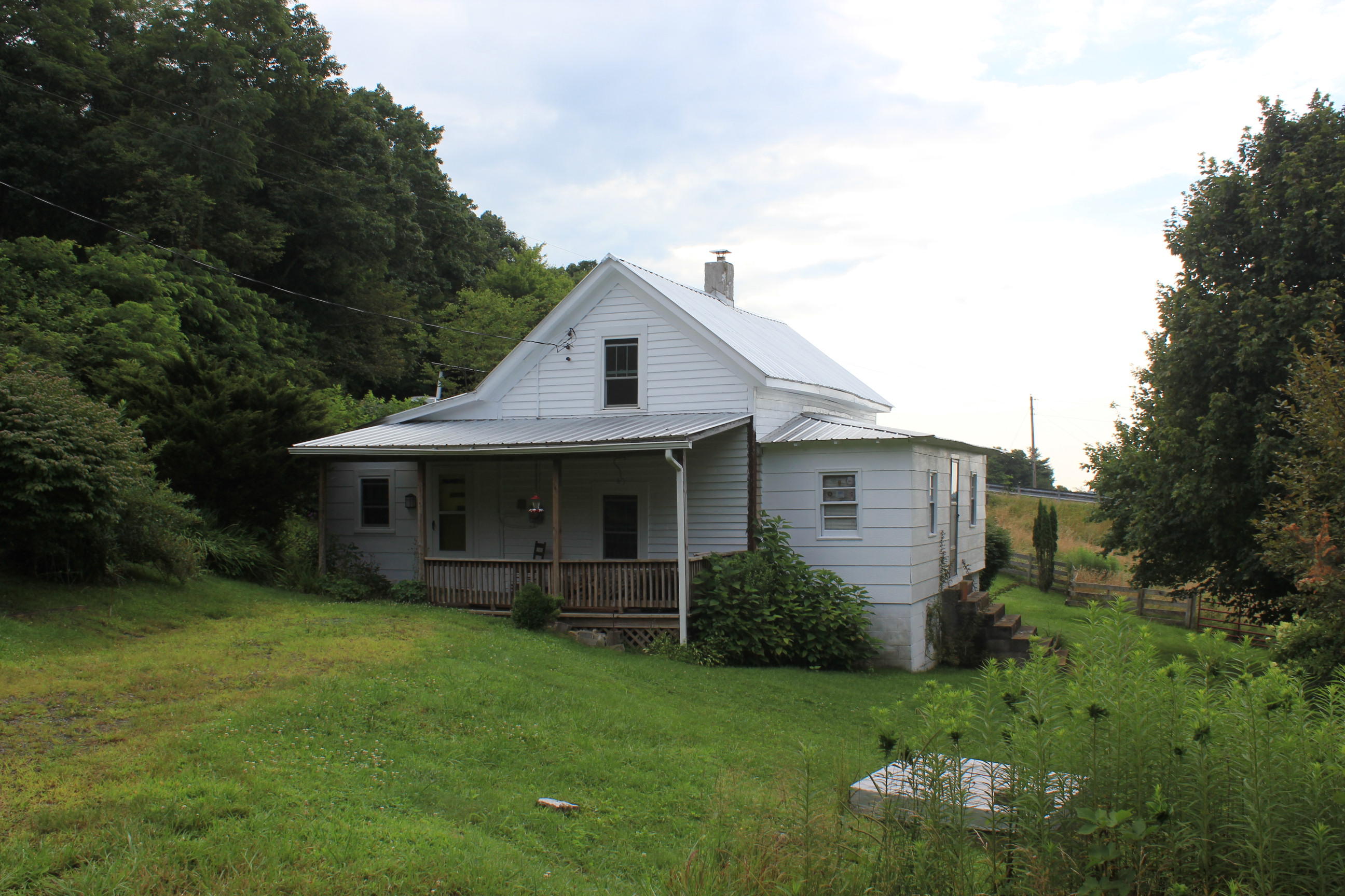 1301 Rock Church Road Floyd, VA 24091 - Photo 9 of 25 IMG_4314