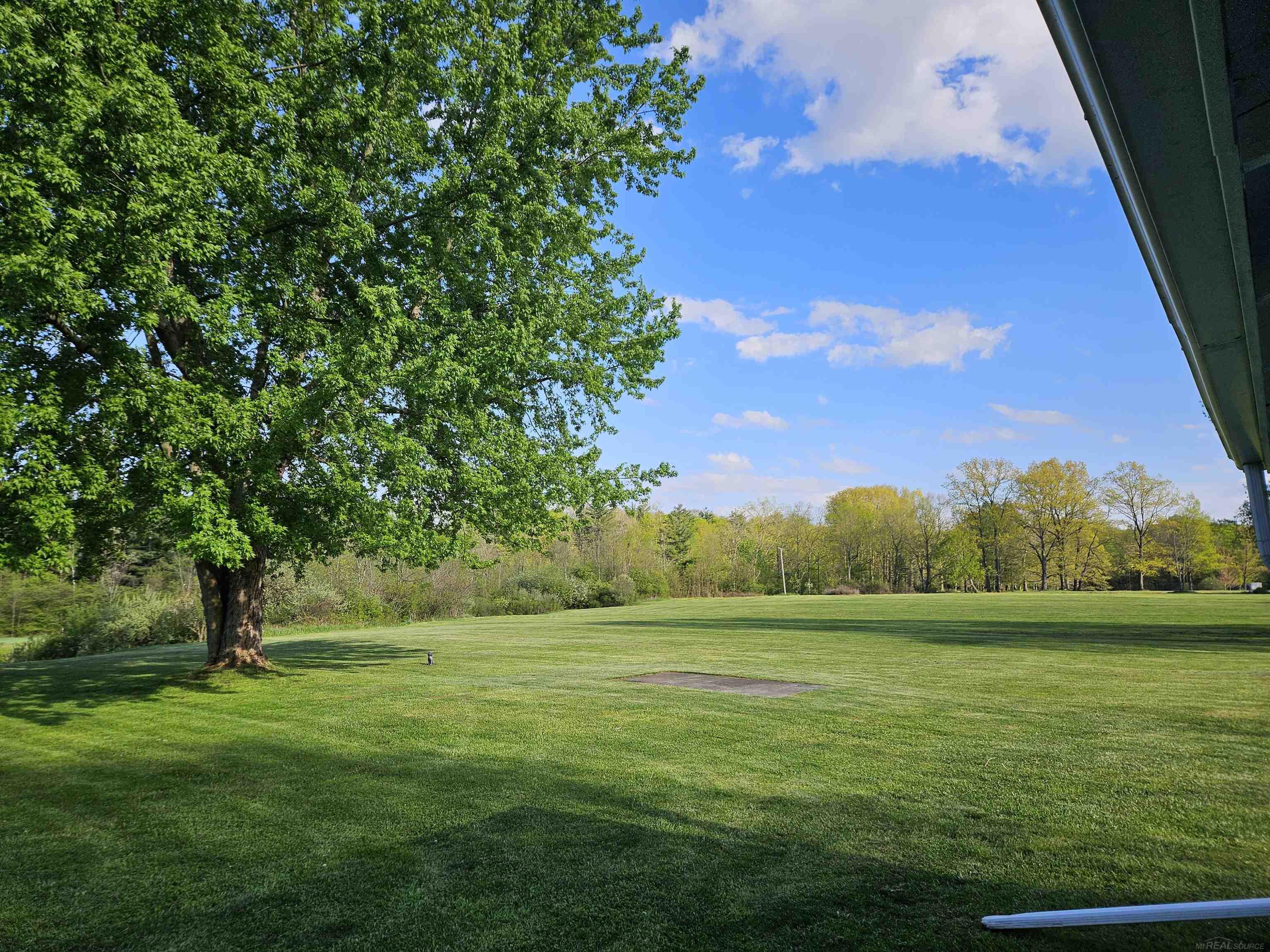 7026 Kilburn Road Jeddo, MI 48032 - Photo 9 of 45 50180307-01e35382-ac3e-41f0-bece-e62dc1690712.JPG