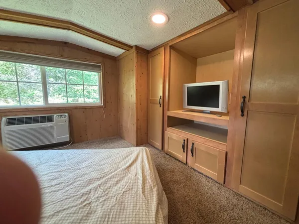 $155,000 | 9436 Bear Ridge Drive, Orr, MN 55771