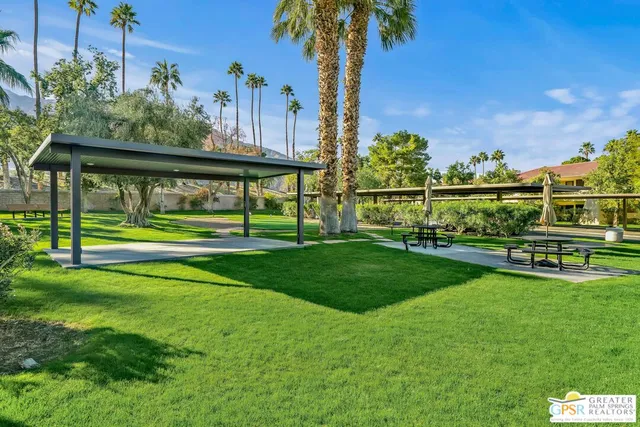 a view of a tennis court