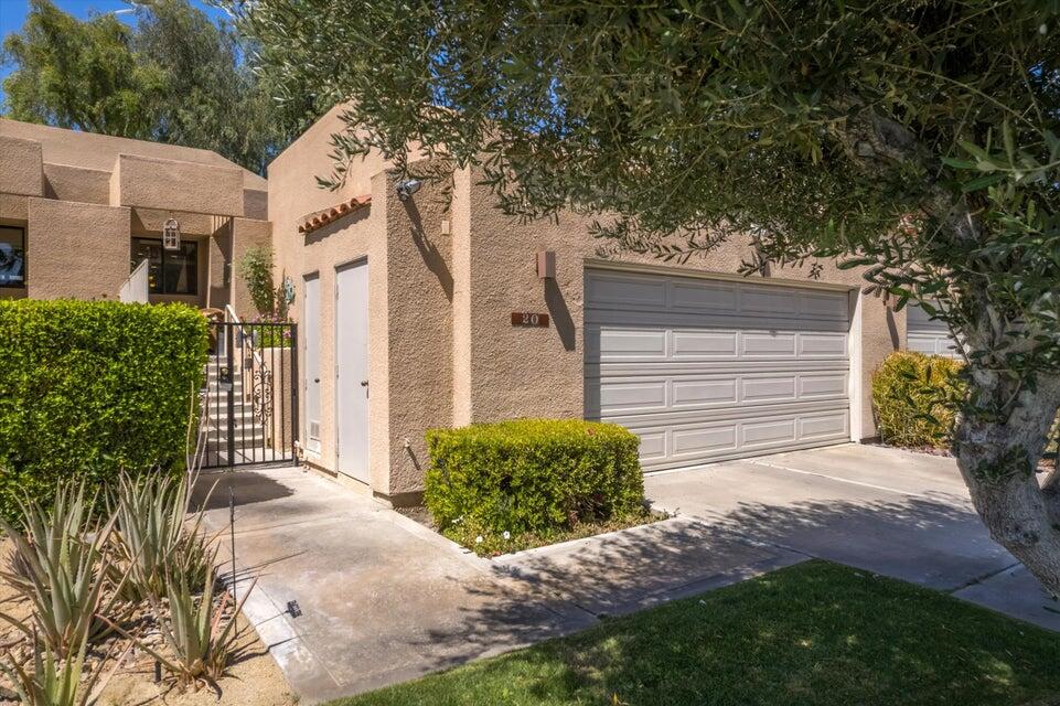 20 Mission Court Rancho Mirage, CA 92270 - Photo 2 of 24 20220517055411145727000000-o