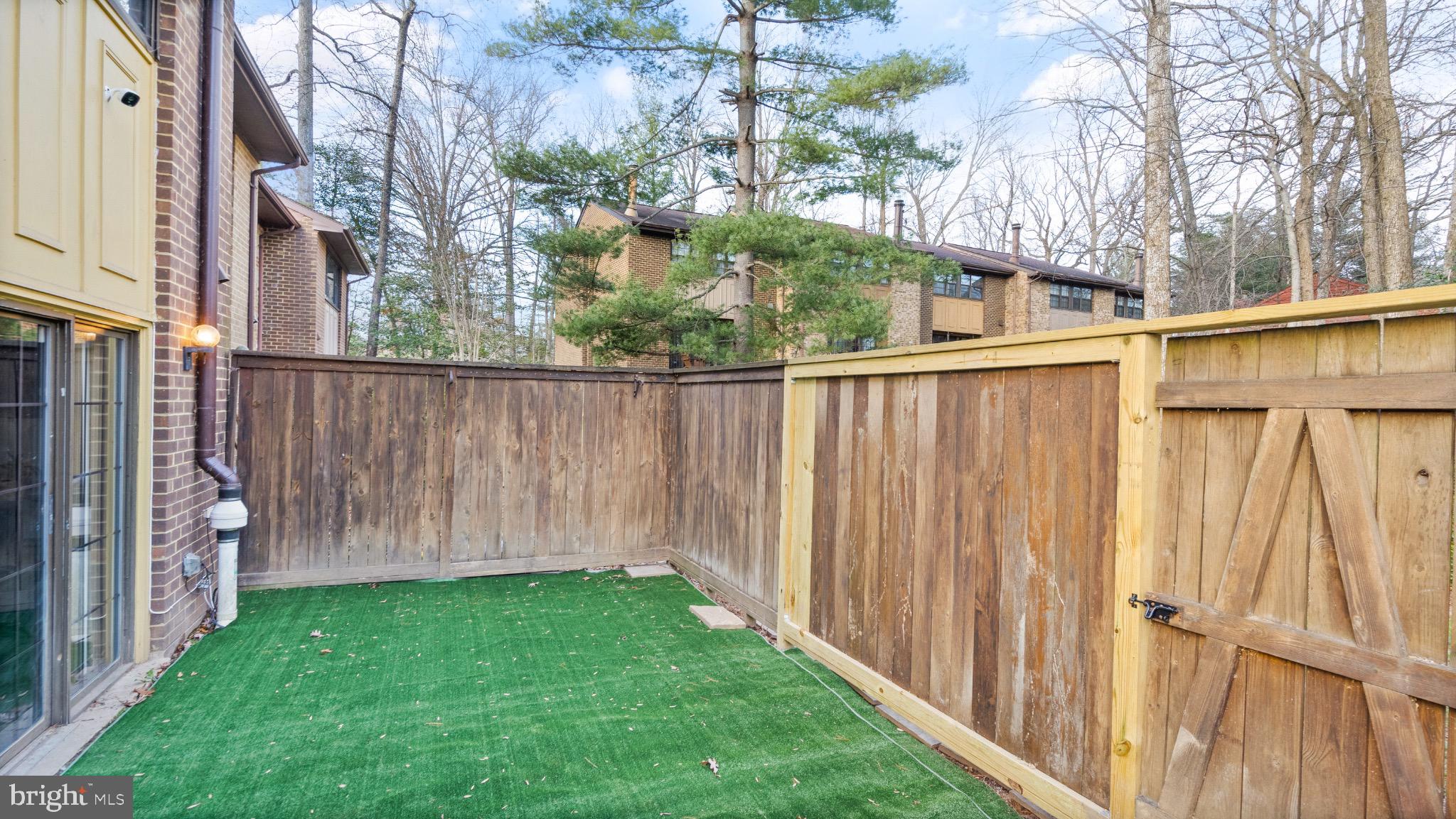 2017 Headlands Circle Reston, VA 20191 - Photo 28 of 28 Private, fenced-in yard backing to common space