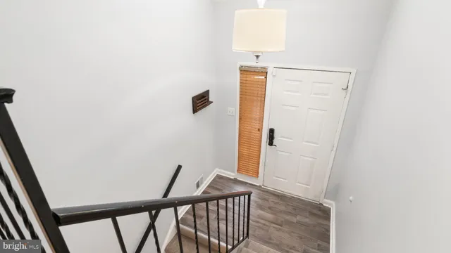 $2,950 | 2017 Headlands Circle, Reston, VA 20191