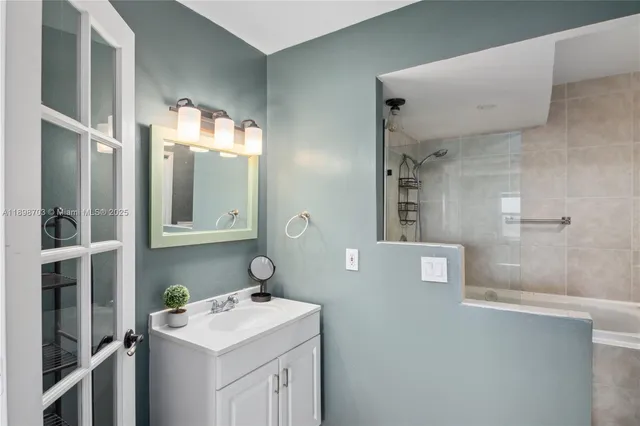 $315,000 | 401 Golden Isles Drive, Unit 1012, Hallandale Beach, FL 33009