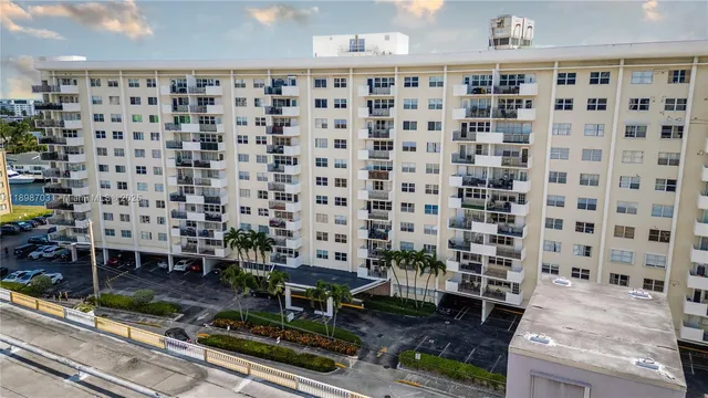 $315,000 | 401 Golden Isles Drive, Unit 1012, Hallandale Beach, FL 33009