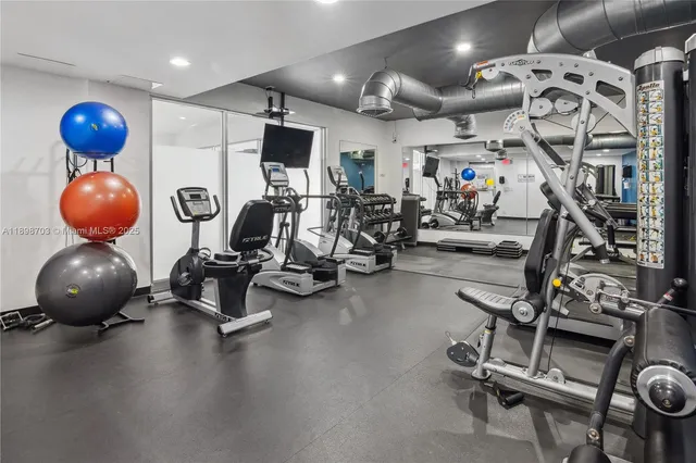 $315,000 | 401 Golden Isles Drive, Unit 1012, Hallandale Beach, FL 33009