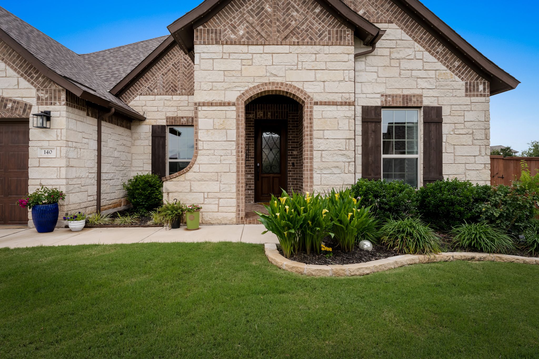 140 Waterloo Cove Georgetown, TX 78628 - Photo 3 of 40