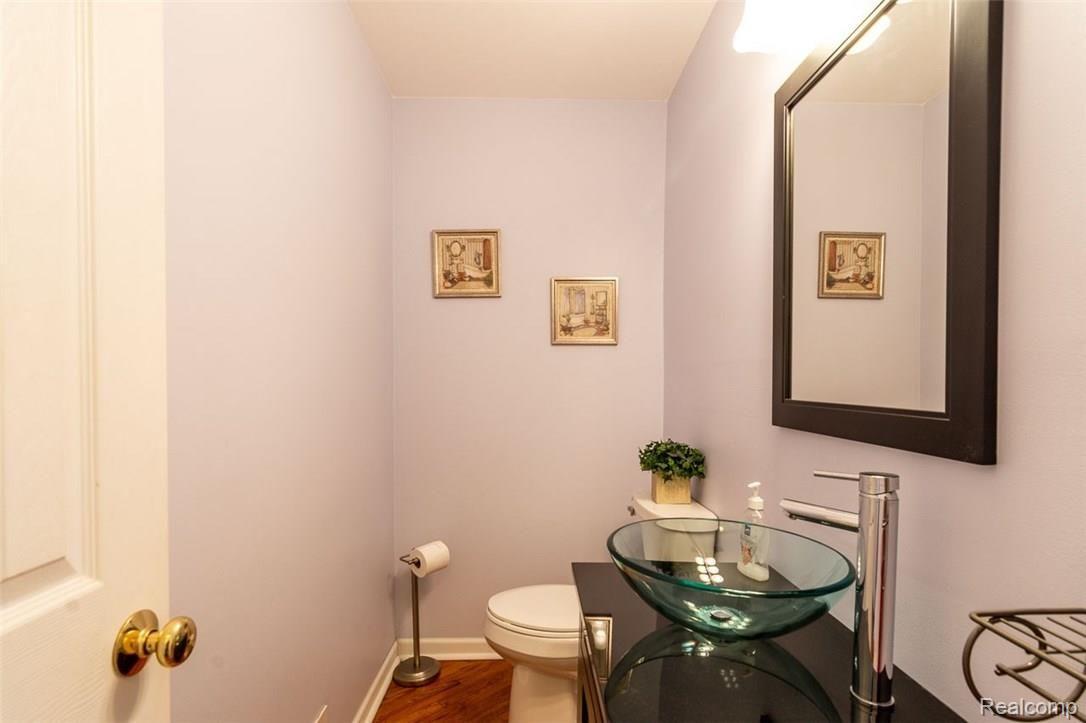 719 Huntington Road Grand Blanc, MI 48439 - Photo 17 of 30 DSC_6658 (1).jpg