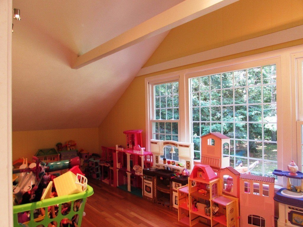 68 Herrick Road Boxford, MA 01921 - Photo 9 of 25