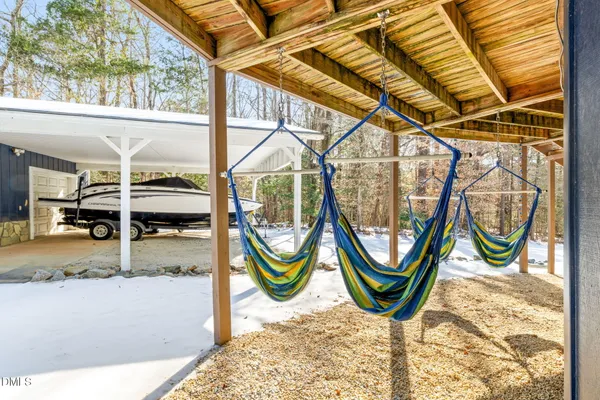 $392,000 | 878 Anchor Drive, Bracey, VA 23919