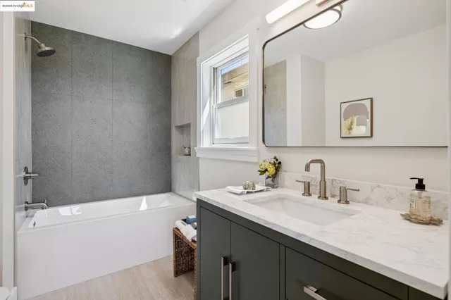 $2,095,000 | 2063 Tapscott Avenue, El Cerrito, CA 94530