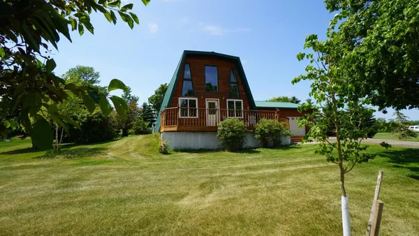 $285,000 | 201 North Shore Lane, Devils Lake, ND 58301