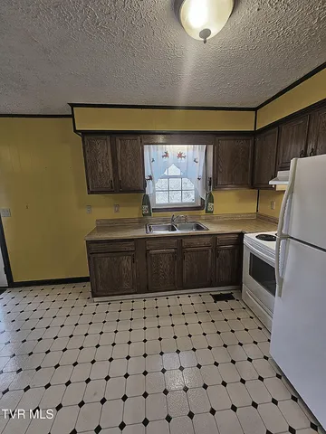 $169,000 | 165 Sun Valley Street, Cedar Bluff, VA 24609