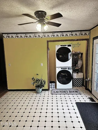 $169,000 | 165 Sun Valley Street, Cedar Bluff, VA 24609