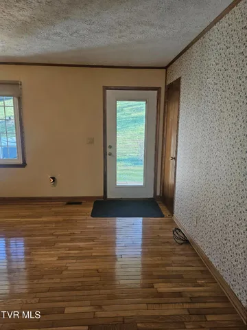 $169,000 | 165 Sun Valley Street, Cedar Bluff, VA 24609