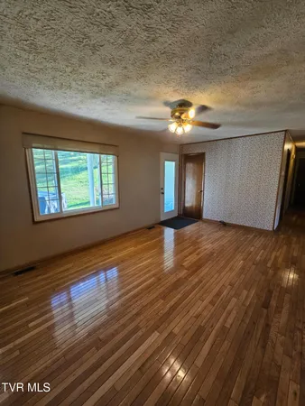 $169,000 | 165 Sun Valley Street, Cedar Bluff, VA 24609