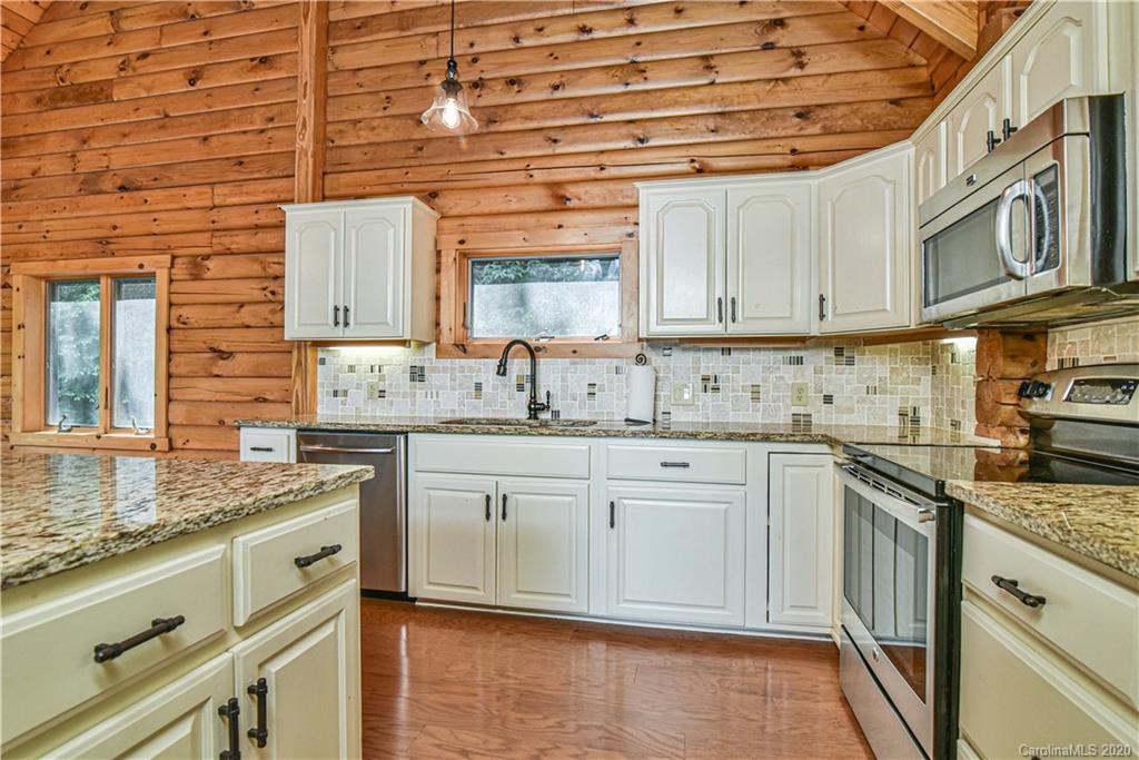 376 Chimney Ridge Trail Waynesville, NC 28786 - Photo 23 of 40 Gallery Image 23