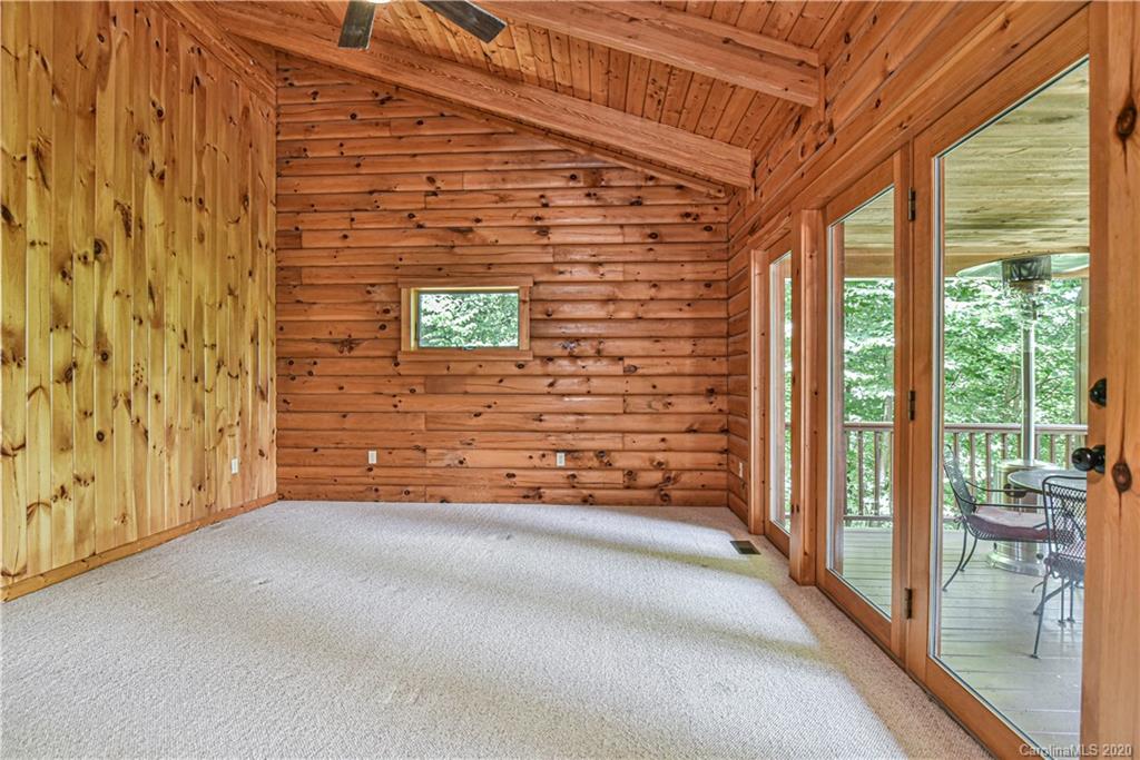 376 Chimney Ridge Trail Waynesville, NC 28786 - Photo 9 of 40 Gallery Image 9