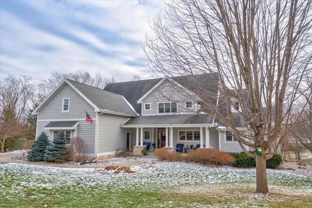 $1,150,000 | 4857 Autumn Leaf Court, Waunakee, WI 53597