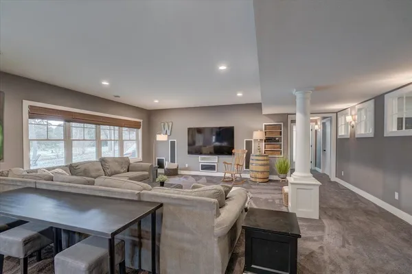 $1,095,000 | 4857 Autumn Leaf Court, Waunakee, WI 53597