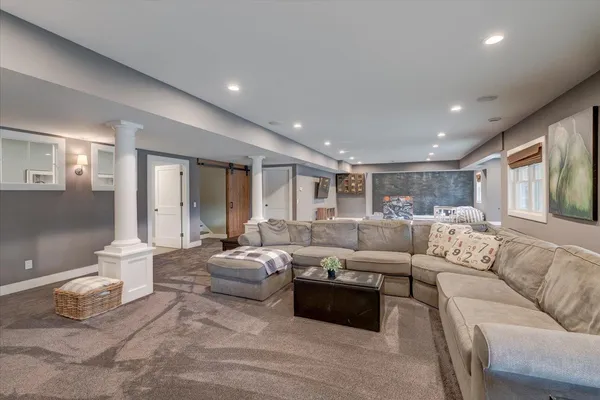 $1,095,000 | 4857 Autumn Leaf Court, Waunakee, WI 53597