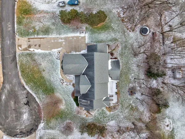 $1,095,000 | 4857 Autumn Leaf Court, Waunakee, WI 53597