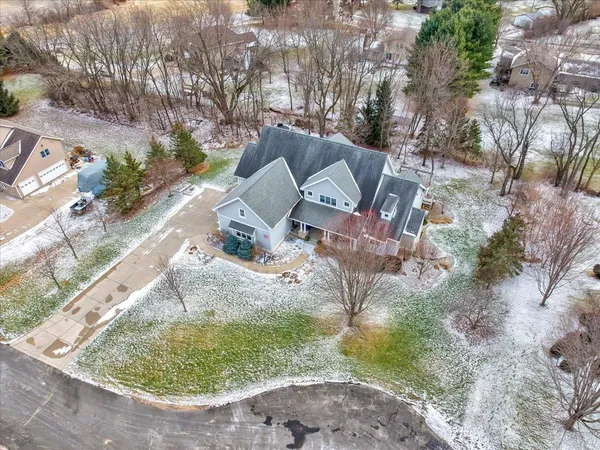 $1,095,000 | 4857 Autumn Leaf Court, Waunakee, WI 53597