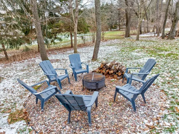 $1,095,000 | 4857 Autumn Leaf Court, Waunakee, WI 53597