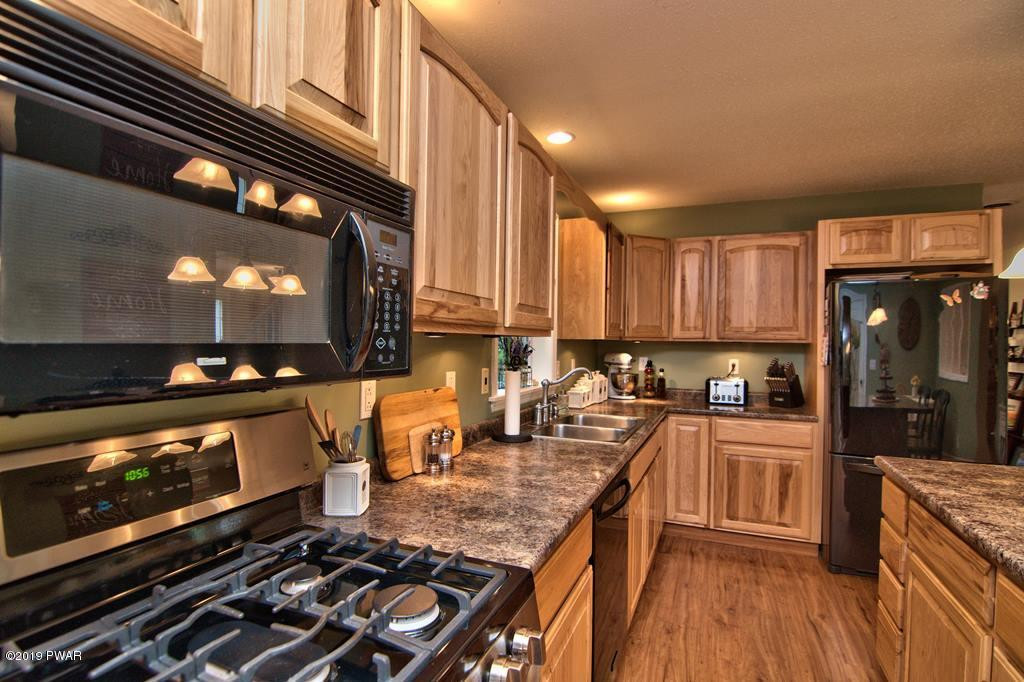 2834 Rockway Road Lake Ariel, PA 18436 - Photo 19 of 112