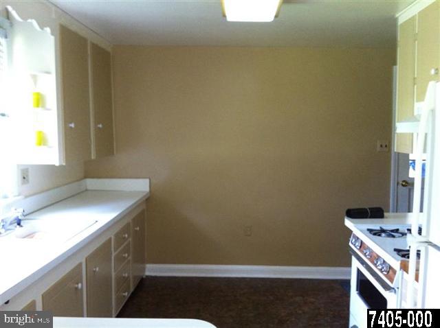 2785 Lewisberry Road York, PA 17406 - Photo 6 of 12 Gallery Image 6