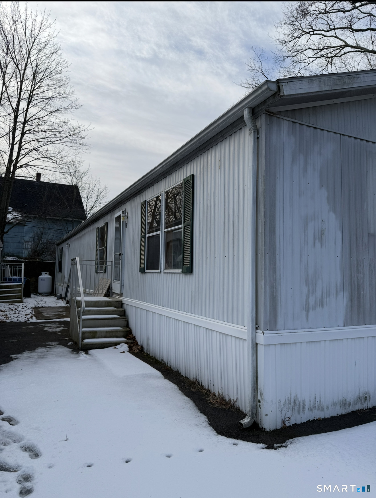 23 Hunters Road Norwich, CT 06360 - Photo 2 of 11