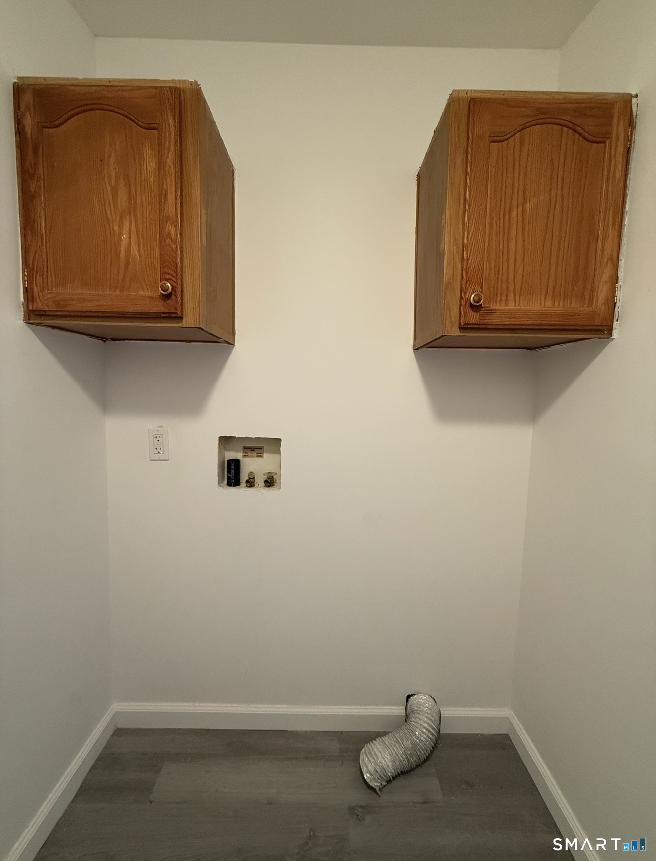 23 Hunters Road Norwich, CT 06360 - Photo 7 of 11