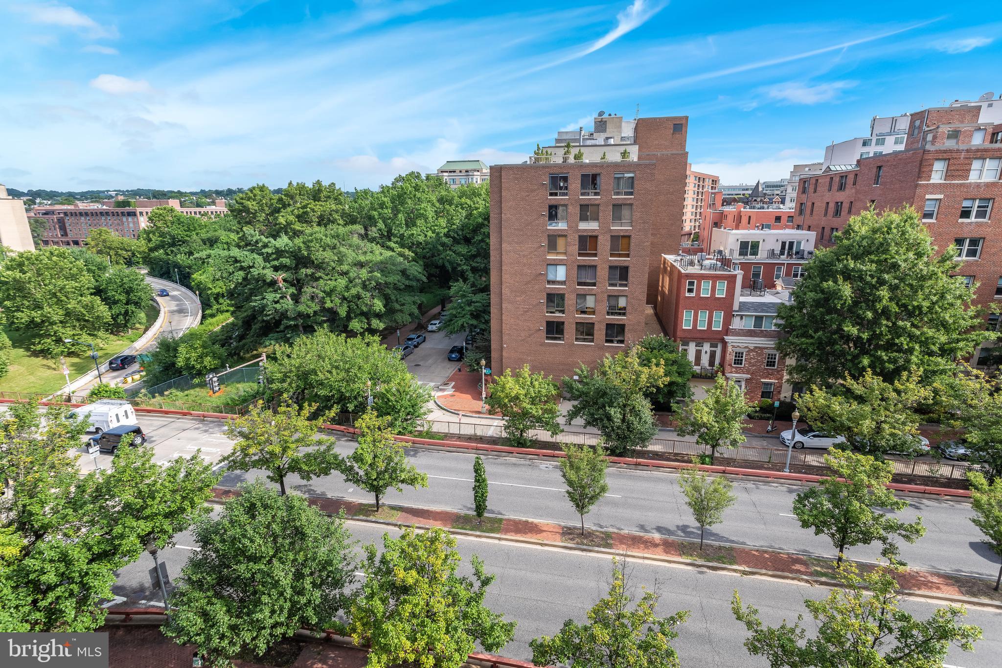 955 26th Street Northwest, Unit 702 Washington, DC 20037 - Photo 15 of 27