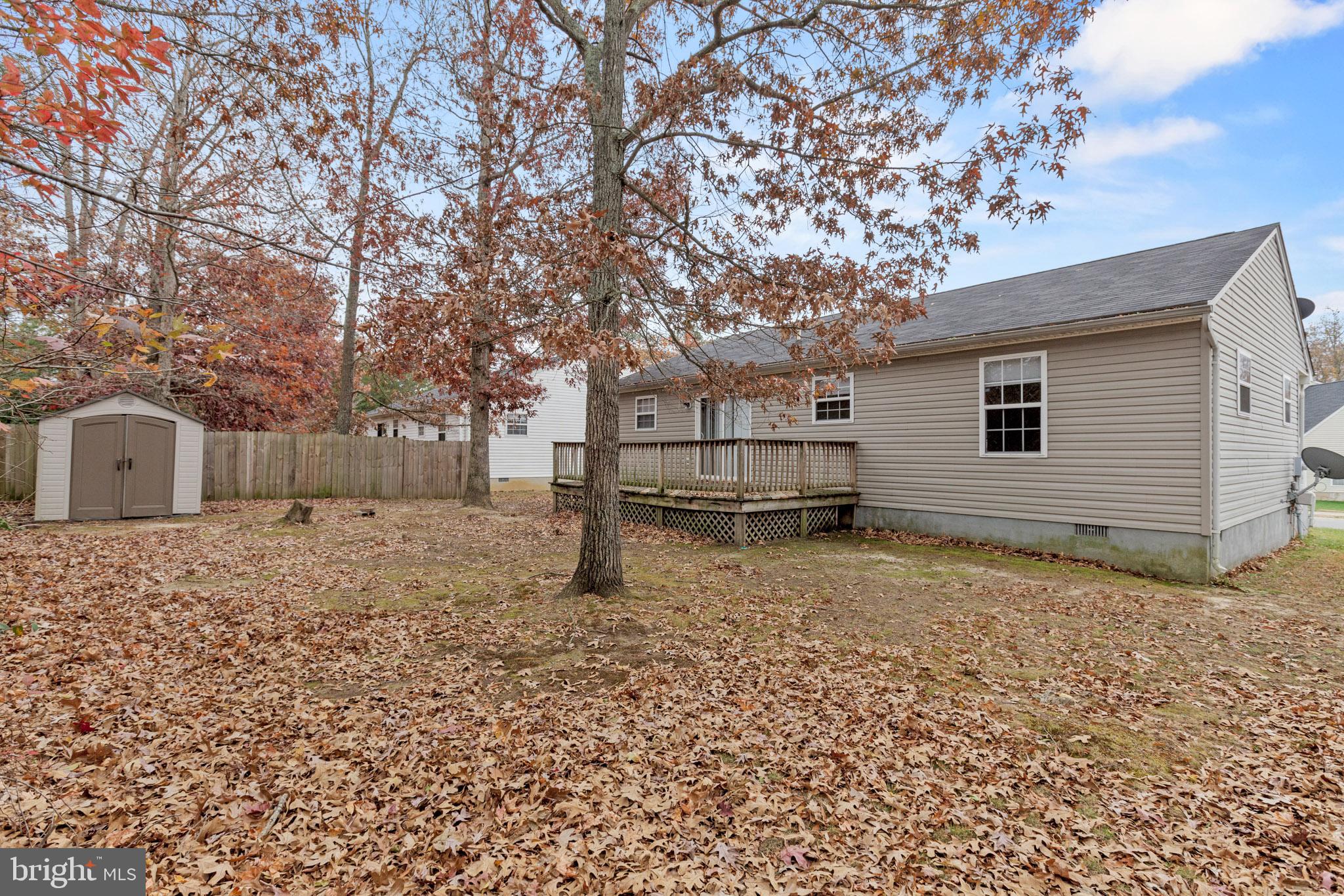 45246 Coledorall Court California, MD 20619 - Photo 20 of 21 a backyard of a house