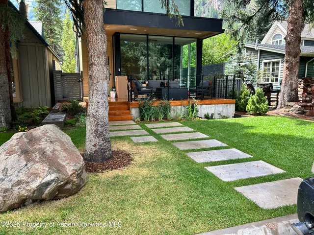 $150,000 | 219 West Bleeker Street, Aspen, CO 81611