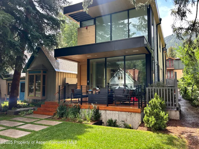 $150,000 | 219 West Bleeker Street, Aspen, CO 81611