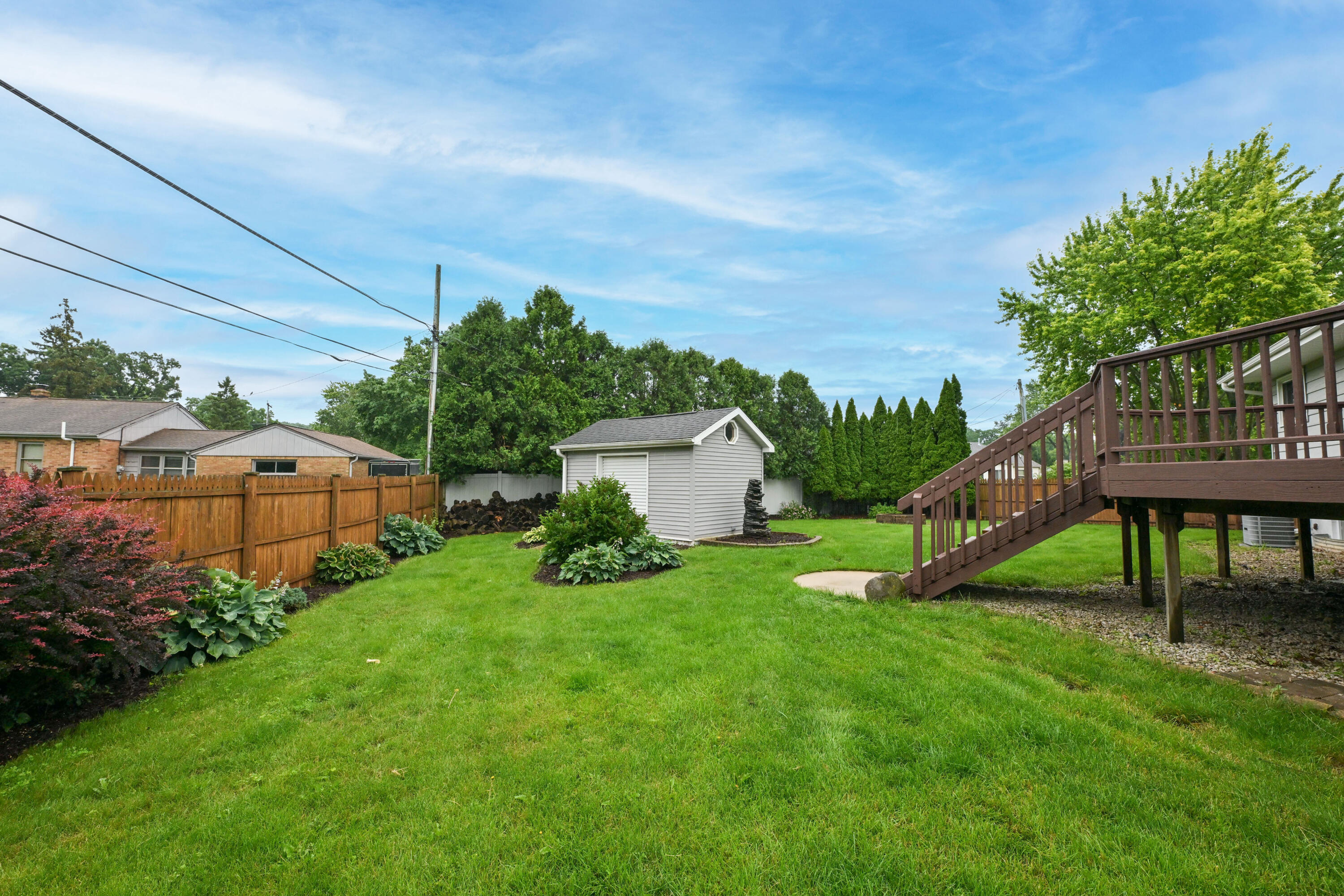 12237 West Larkspur Road Franklin, WI 53132 - Photo 35 of 42 Photo (37)